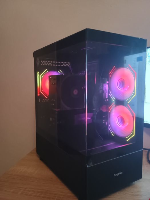 Pc gaming la comanda rtx rx etc