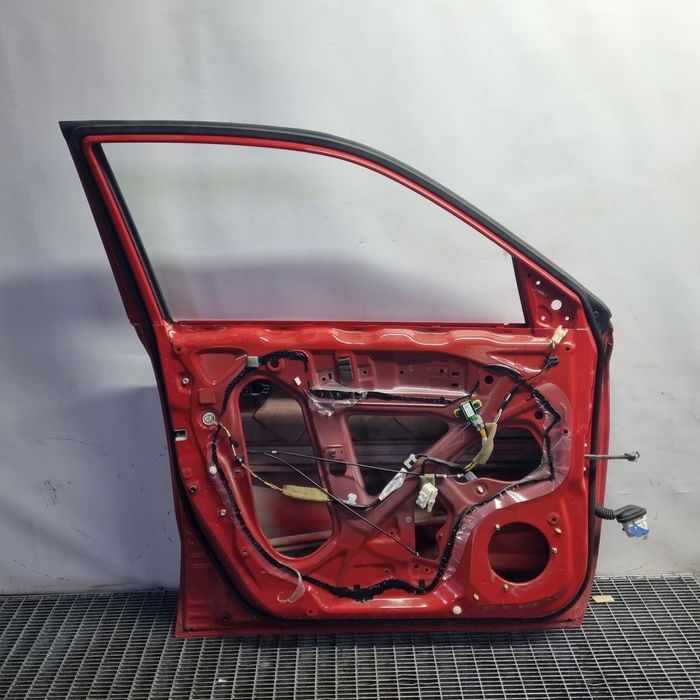 Usa Stanga Fata Suzuki Vitara IV 2014 - 2018 SUV 4 Usi Bright Red A9HC45 (1288) FARA GEAM