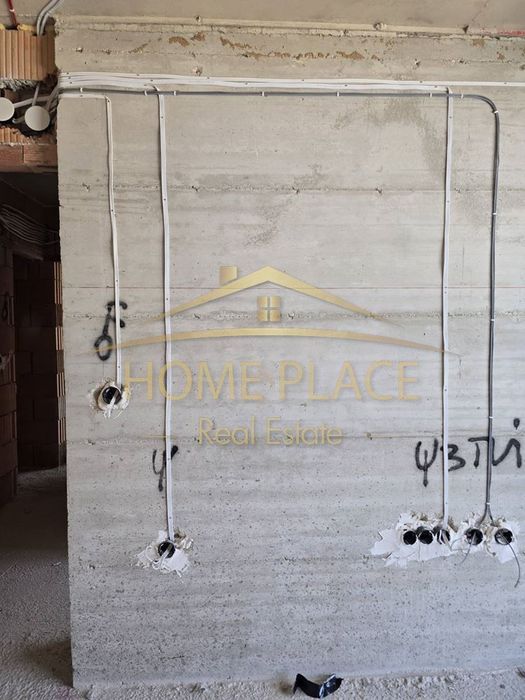 Тристаен апартамент в ж.к. Възраждане I