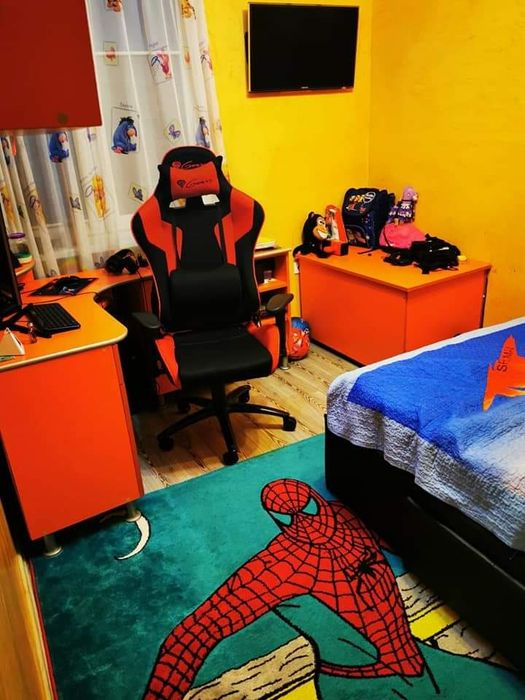 Închiriez Apartament 4 Camere