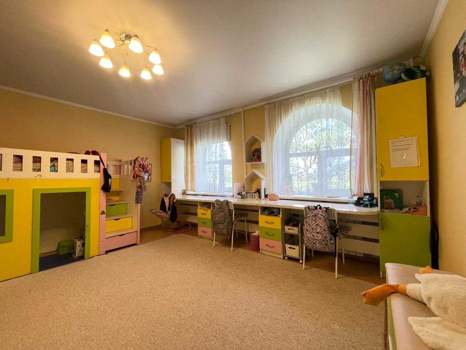 Продам шикарный  дом в Солнечном