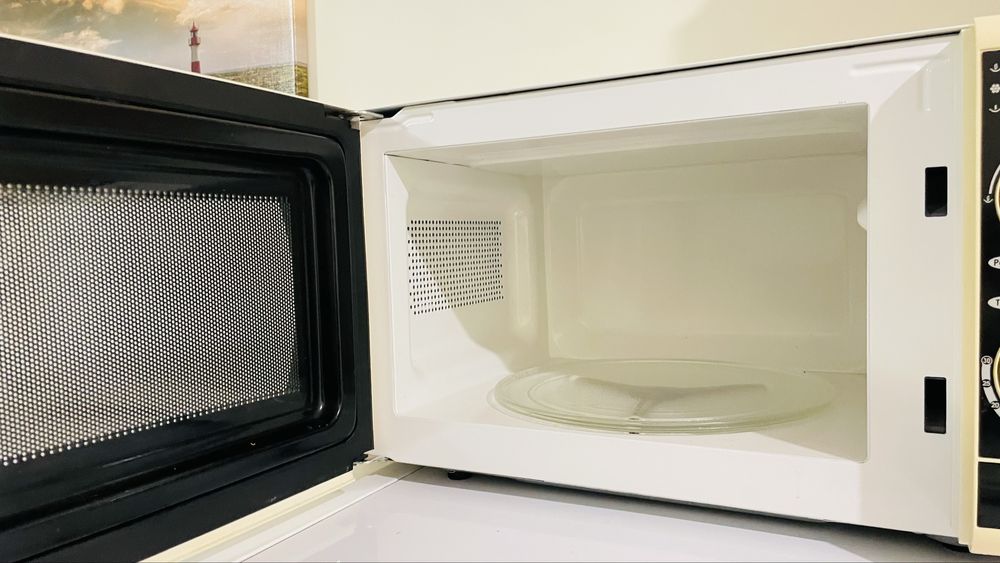 Микровълнова фурна