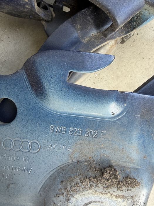 Пиропатрони панти преден капак Audi A5 S5 b9 b9.5 8W лява дясна