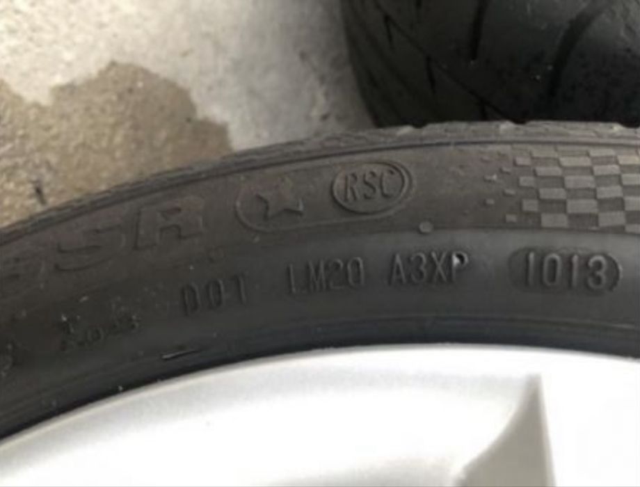 Jante Bmw Seria 5 F10/F11 cu cauc 275/40/R18 dot2013 9jx18is44