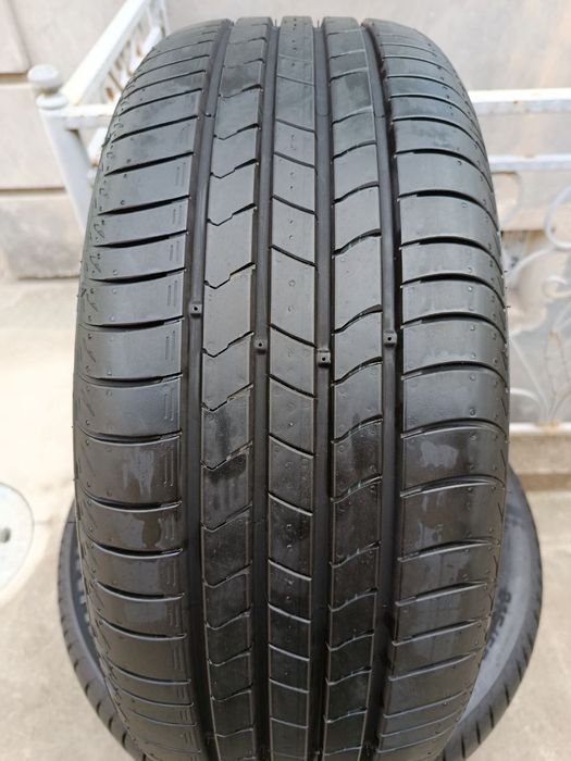 215_55_17 Kumho Ecsta