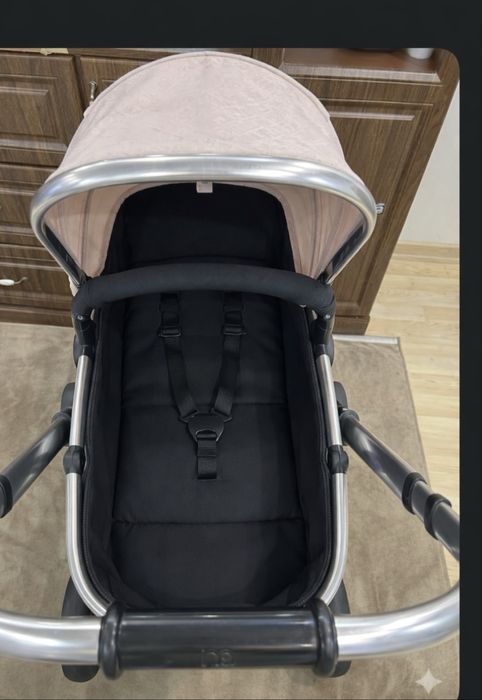 Продается б/у коляска есть небольшой торг.