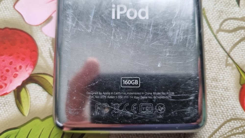 Ipod classic gen 7 160gb + boxa logitech s315i