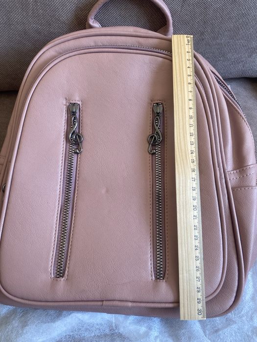 Нови раници с няколко прегради !