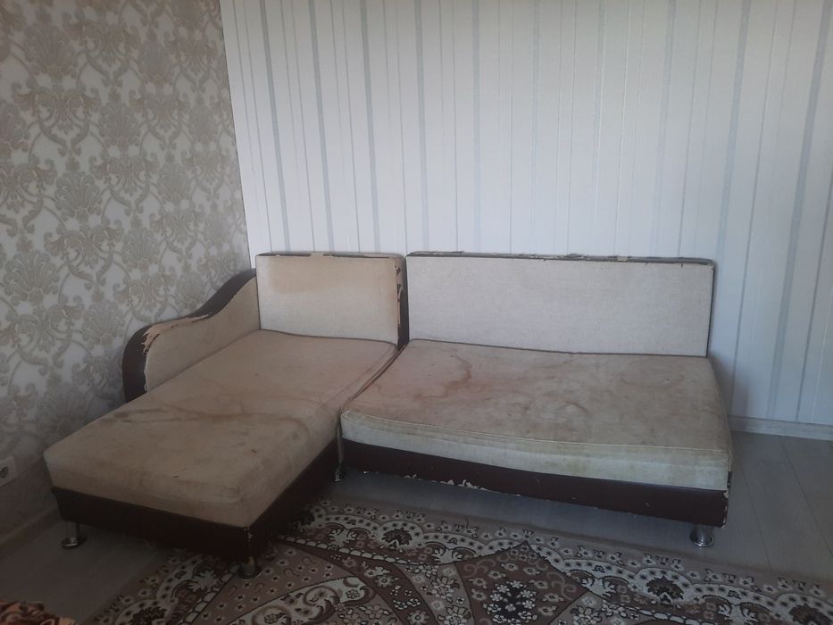 Отдам диван бесплатно