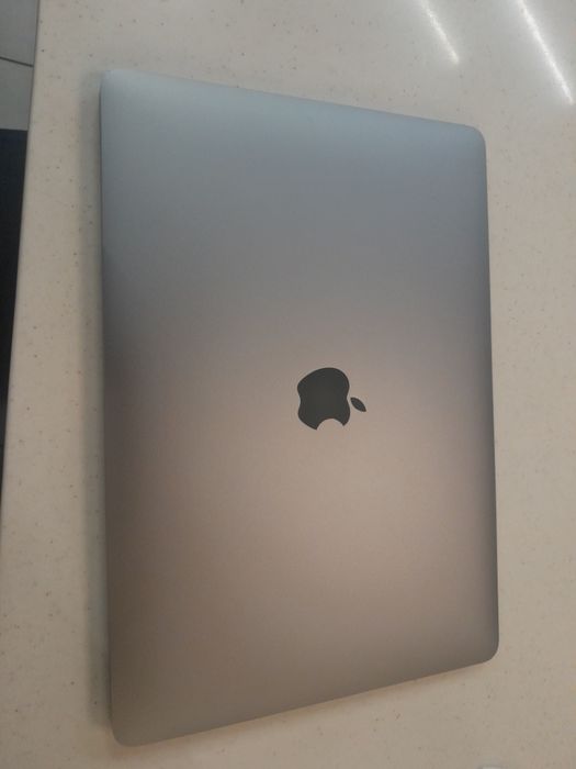 Macbook Air M1  13.3