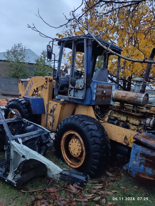 Погрузчик 2 куб.