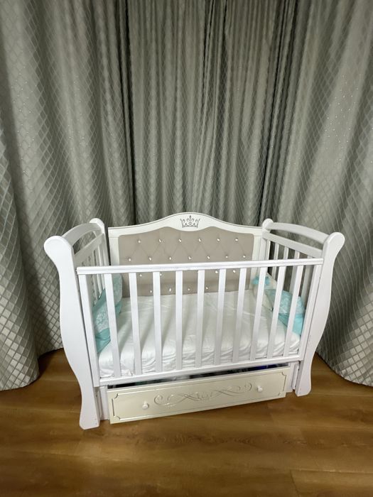 Детски монеж у месте подушкам