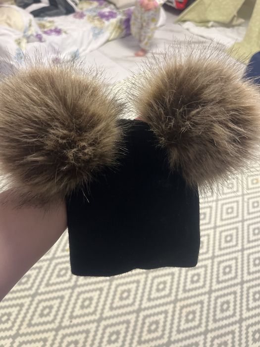 Caciula copii in stare foarte buna !