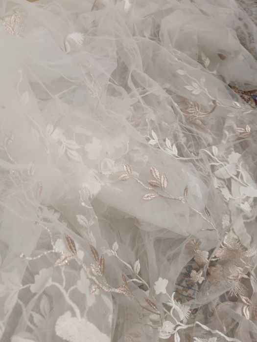 Продам тюль красивый