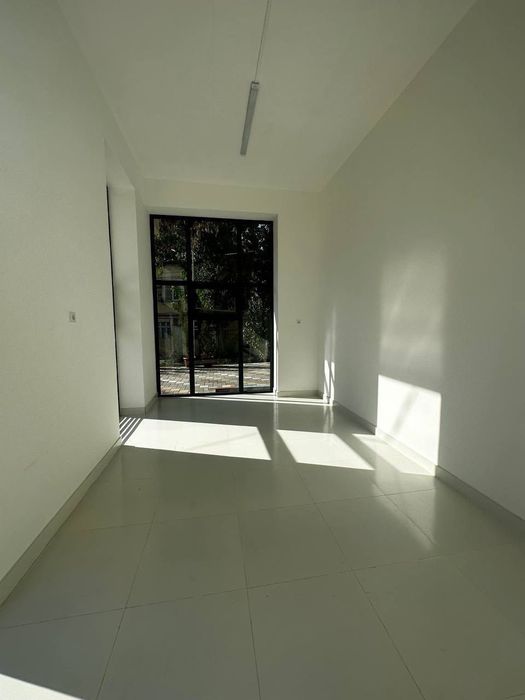 Аренда отдельно стоящее здание 900 м2  Бадамзар (ТЛ)