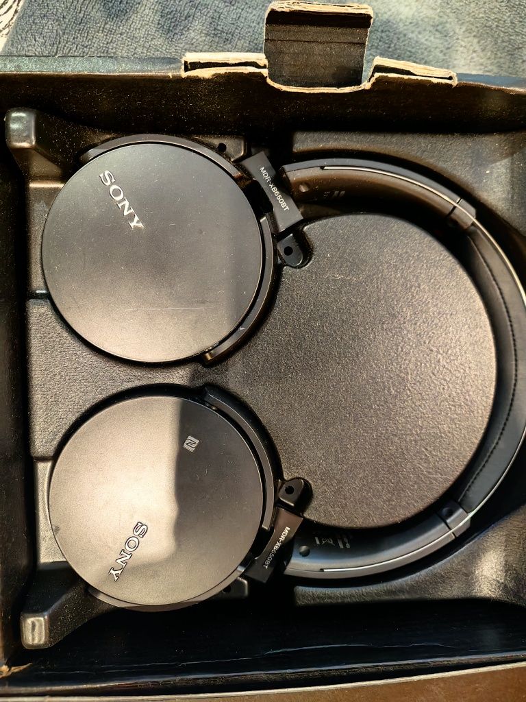 Sony xb 650bt hotsell
