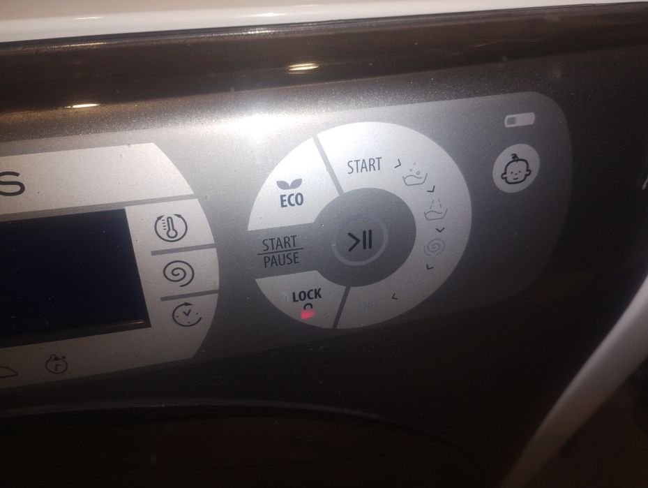 На части ! Всичко по 10 лева !Пералня със сушилня Hotpoint Ariston