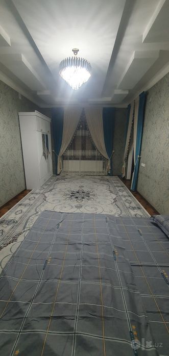 Hovli ijaraga beriladi.Bogishamol maxala.Zafar restaran: 1 200 у.е ...