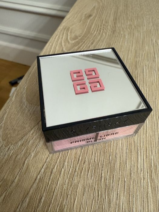 Продам люксовую косметику