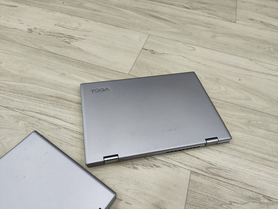 Ультрабук Lenovo Yoga 720