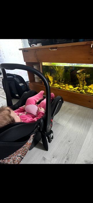 Отдам детскую коляску