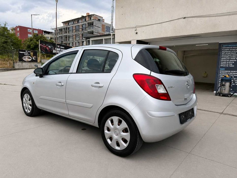 Opel Corsa 1.3 CDTI 2008 КЛИМА COSMO Нови Гуми