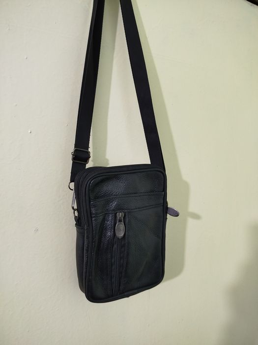 Продам из натуральной кожи.