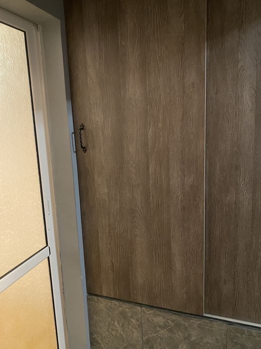 Дава се под наем Двустаен апартамент в Ямбол, Златен рог - 70 кв.м за 255 € - Снимка #2