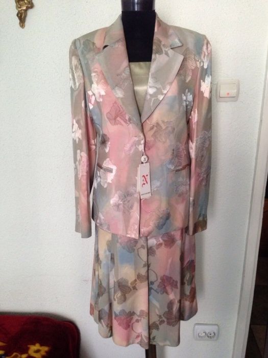 Costume dama ocazie