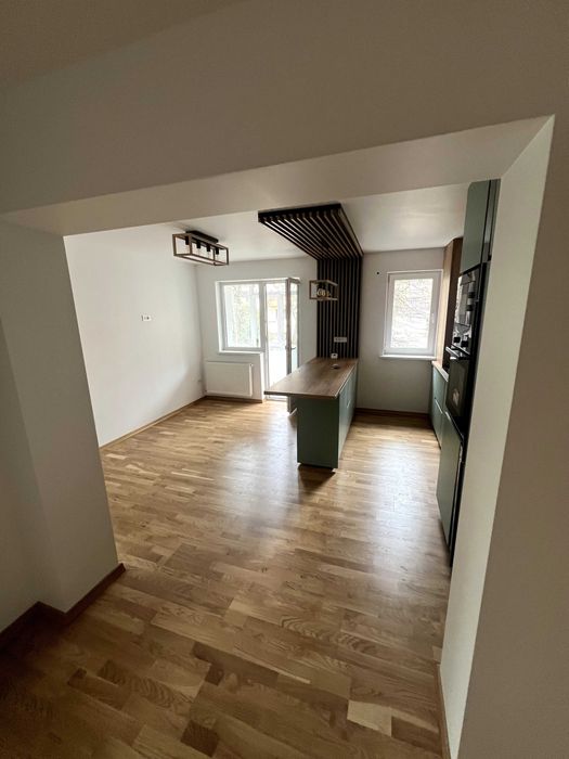 Apartament 3 camere de închiriat, Prima închiriere, zona excelentă, Mărășești Suceava
