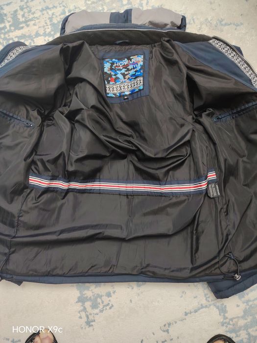 Продам куртку зима.