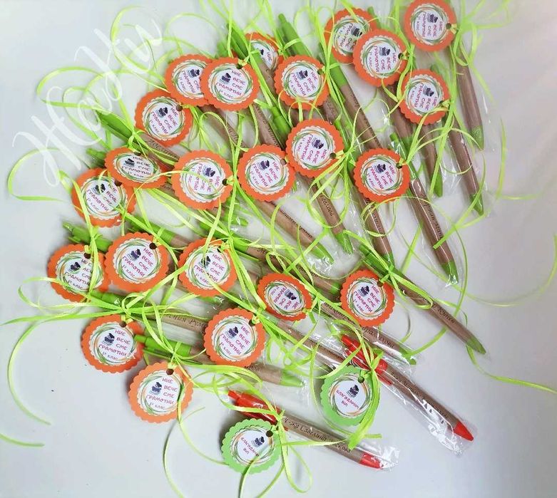 гравиран молив химикал подаръчета за празника на буквите