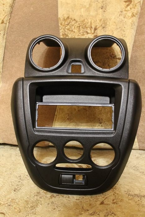 Гранта центральный консоль