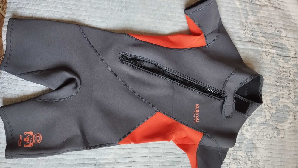 Плавательный костюм, гидрокостюм для детей