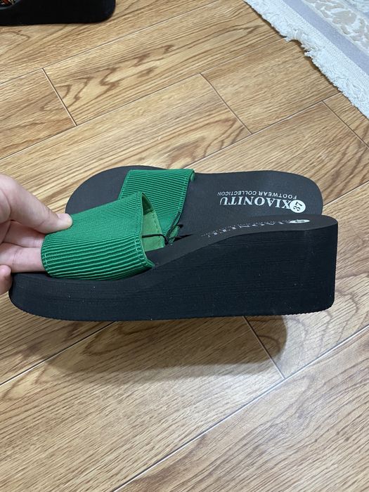 Легкая удобная шлепка