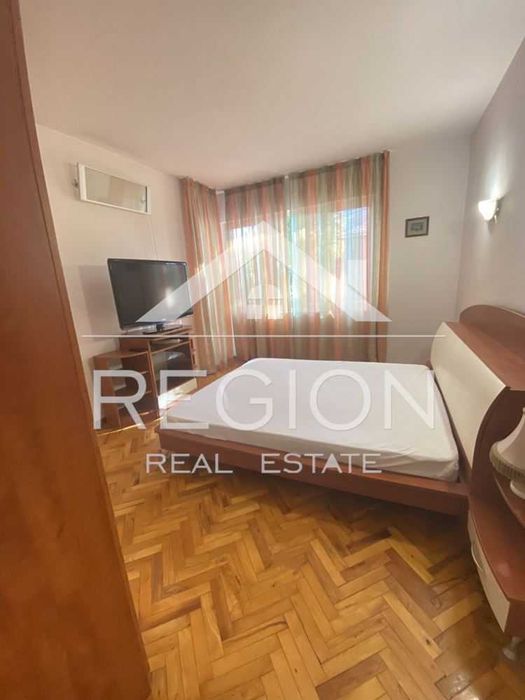 Дава се под наем Тристаен апартамент в Варна, Център - 85 кв.м за 510 € - Снимка #3