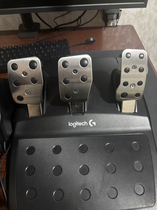 Игровой руль logitech g29