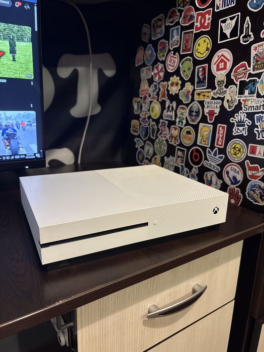 Vand Xbox One S