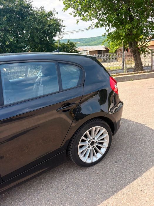 BMW 120d 177cp 2009