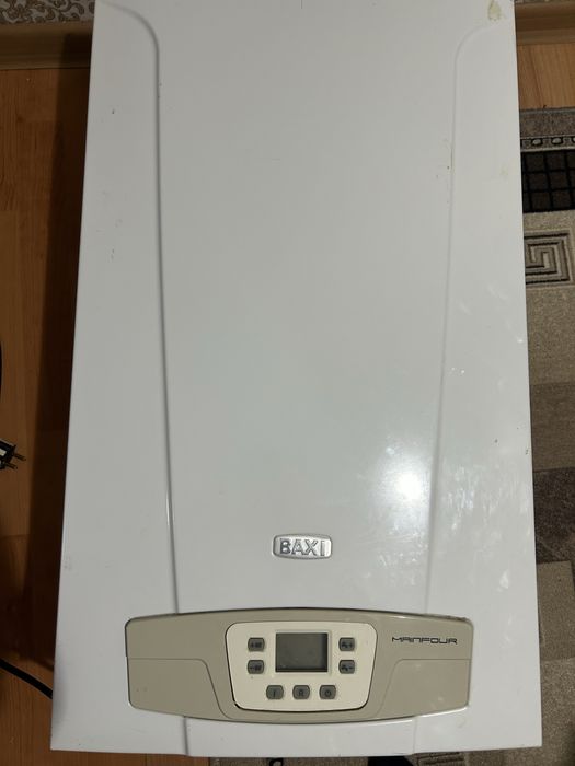Продам настенный котел Baxi MAIN Four 240