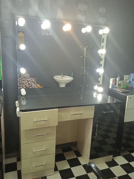 Мебел для салона