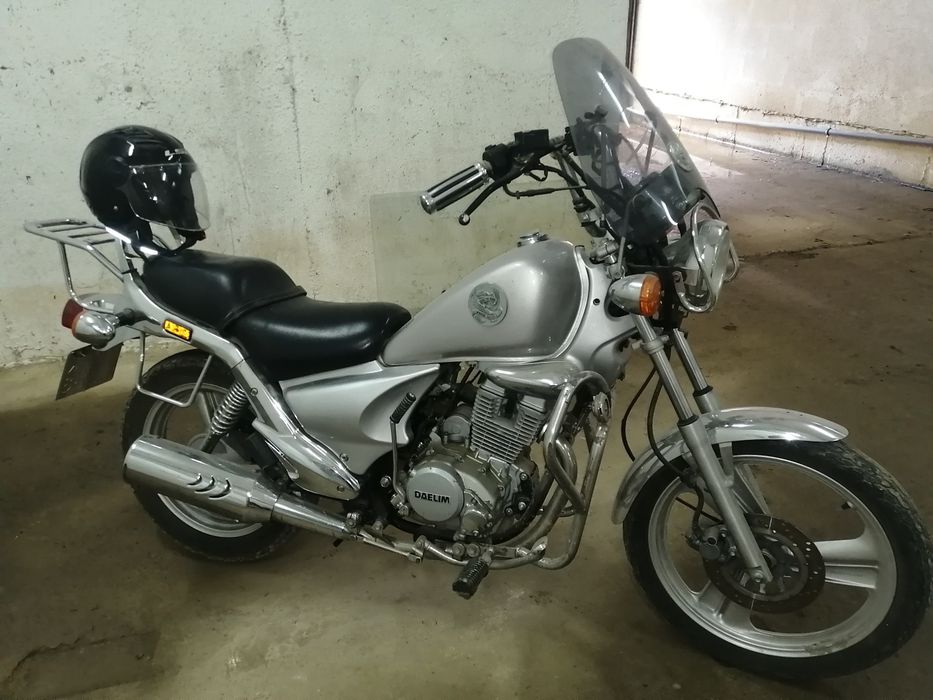 Мотоциклет  DAELIM VT 125 F