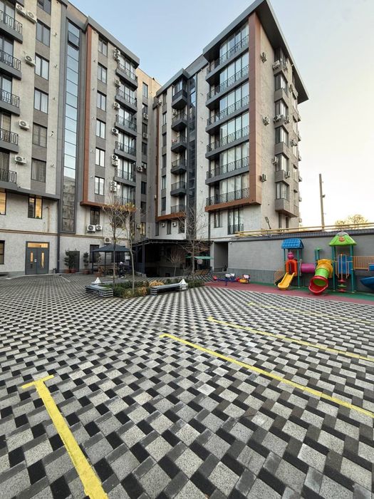 Yakkasaroy Luminar Hause Navastroykadan arendaga uy beriladi