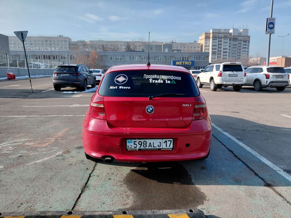 БМВ 116i 2010 год продам