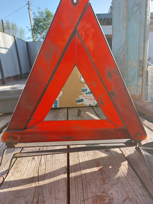 Продам дорожный знак