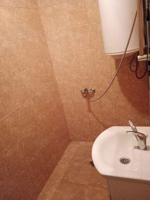 Дава се под наем Едностаен апартамент в София, Витоша - 38 кв.м за 432.99 € - Снимка #4