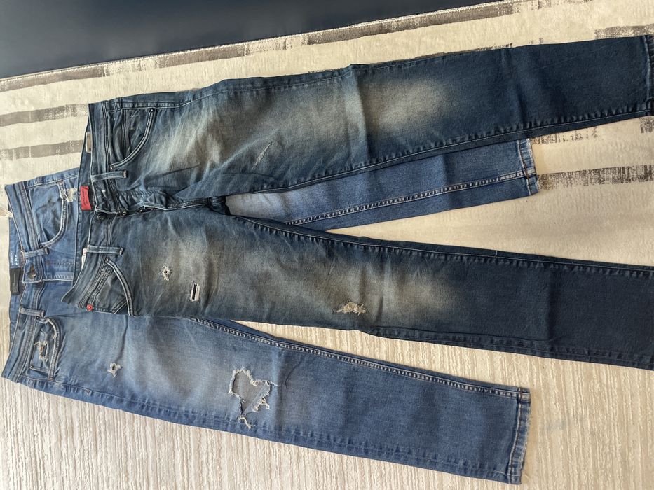 Дънкови къси гащи, тениски, дънки