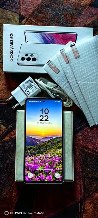 SAMSUNG GALAXY A53-Топ състояние.Стъклен кейс,3бр