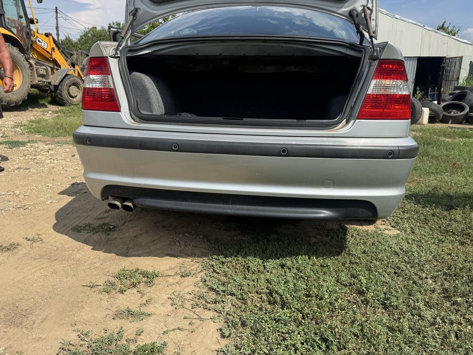 Dezmembrez bmw 2.2  6 cilindri e46 benzina