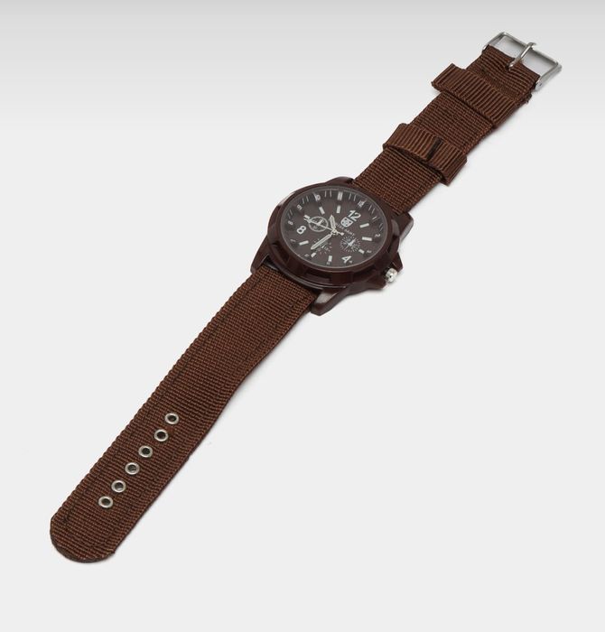 Erkaklar uchun qul soatlar